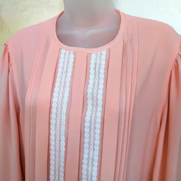 Beautiful Vintage Blouse Ship'n Shore NWT 12 - Picture 2 of 5